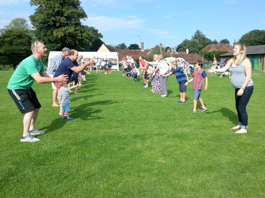 Egg tossing contest